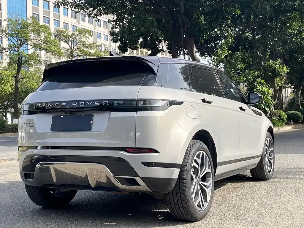 Land Rover Evoque — фото 9