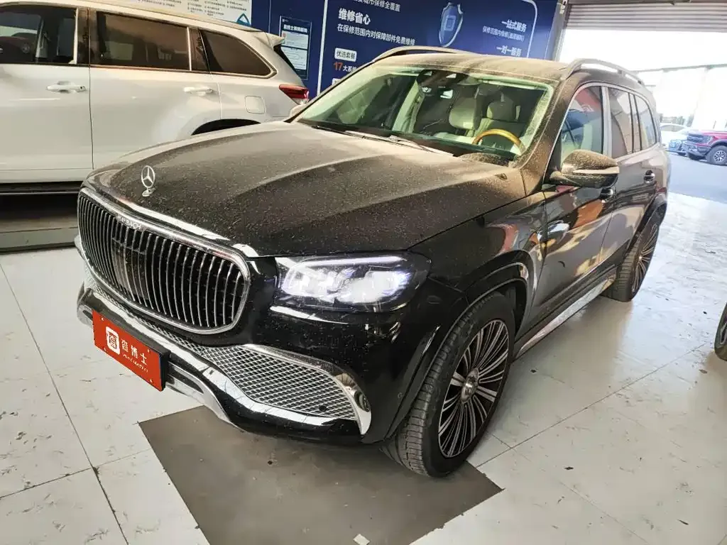 Mercedes-Benz GLS — фото 1