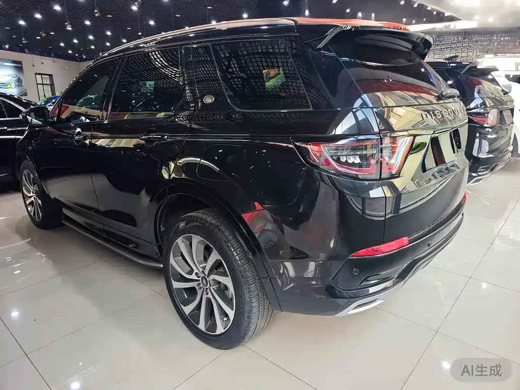 Land Rover Discovery Sport Hybrid — фото 7