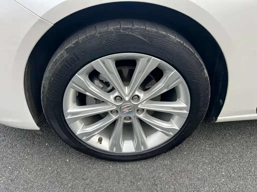 Buick Regal — фото 9