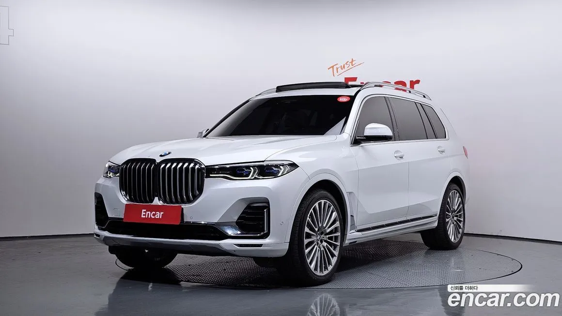 BMW X7 — фото 1