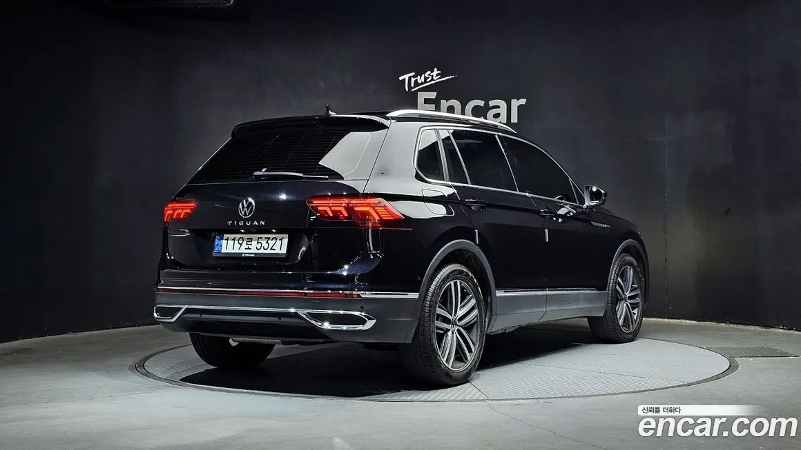 Volkswagen Tiguan — фото 2