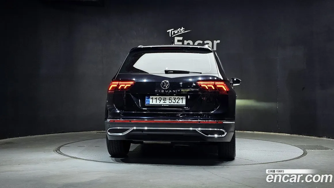 Volkswagen Tiguan — фото 4