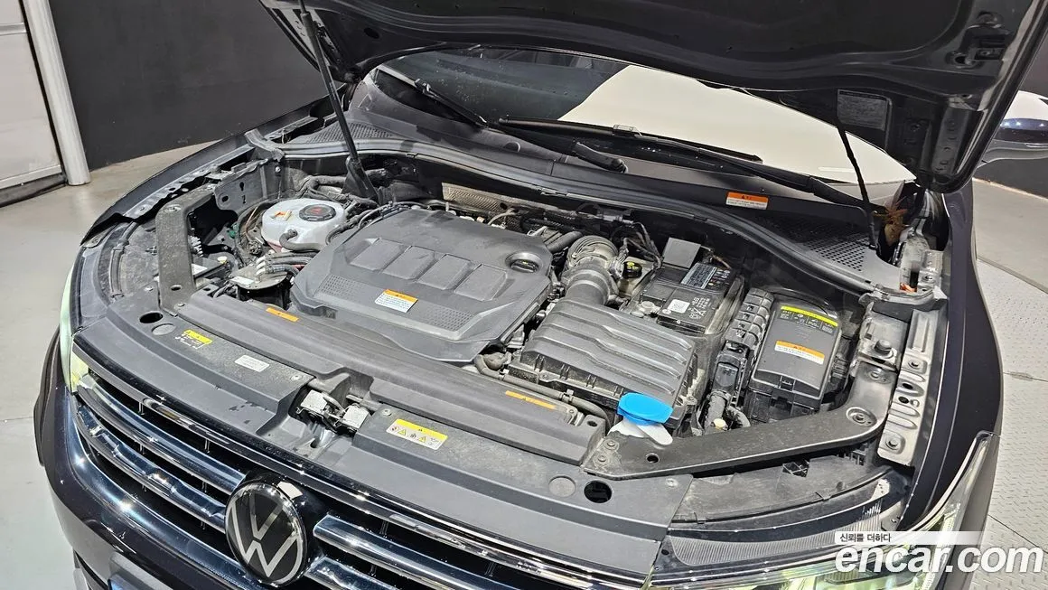 Volkswagen Tiguan — фото 6