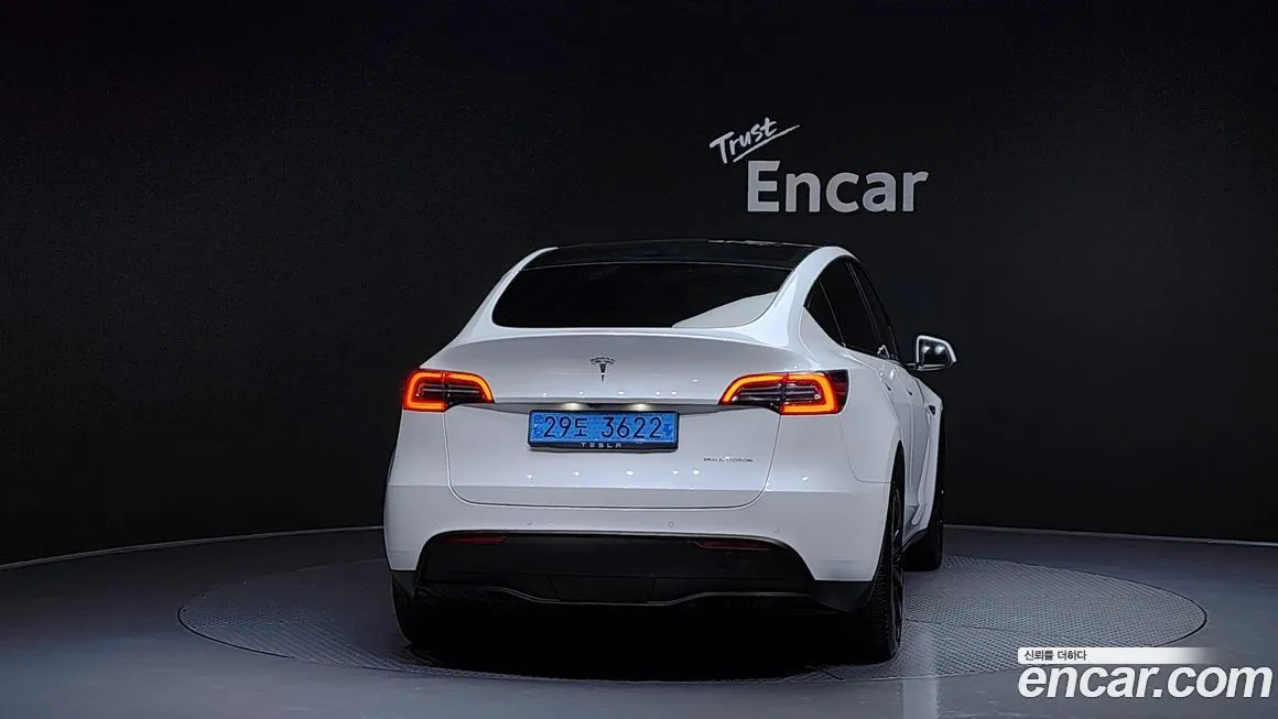 Tesla Model Y — фото 4