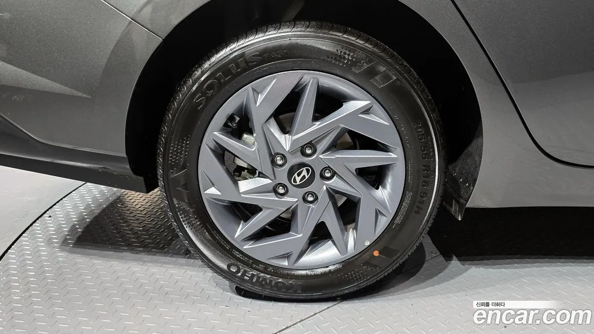 Hyundai AVANTE — фото 5