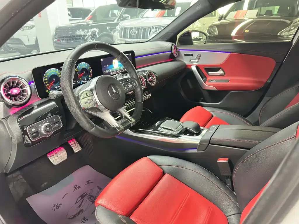 Mercedes-Benz A-Class AMG — фото 10