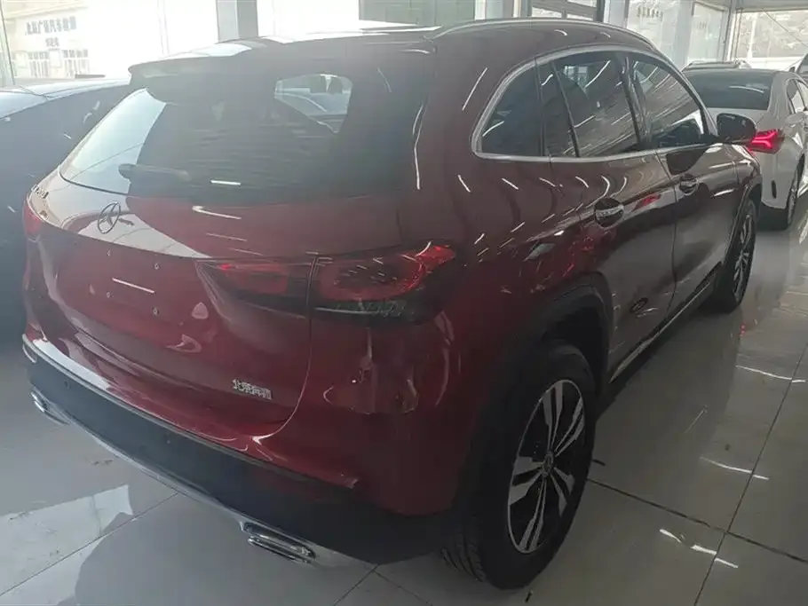 Mercedes-Benz GLA — фото 3