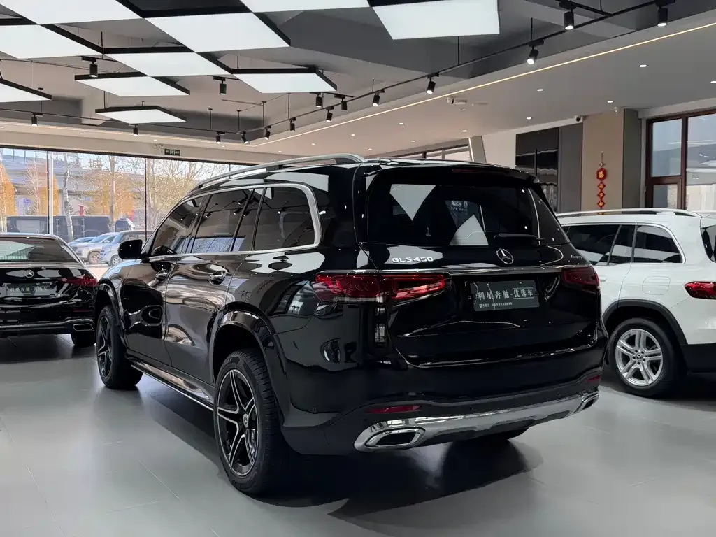 Mercedes-Benz GLS — фото 5