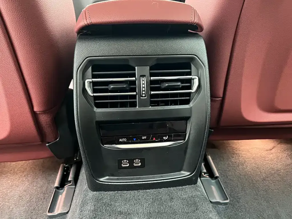BMW i3 — фото 10