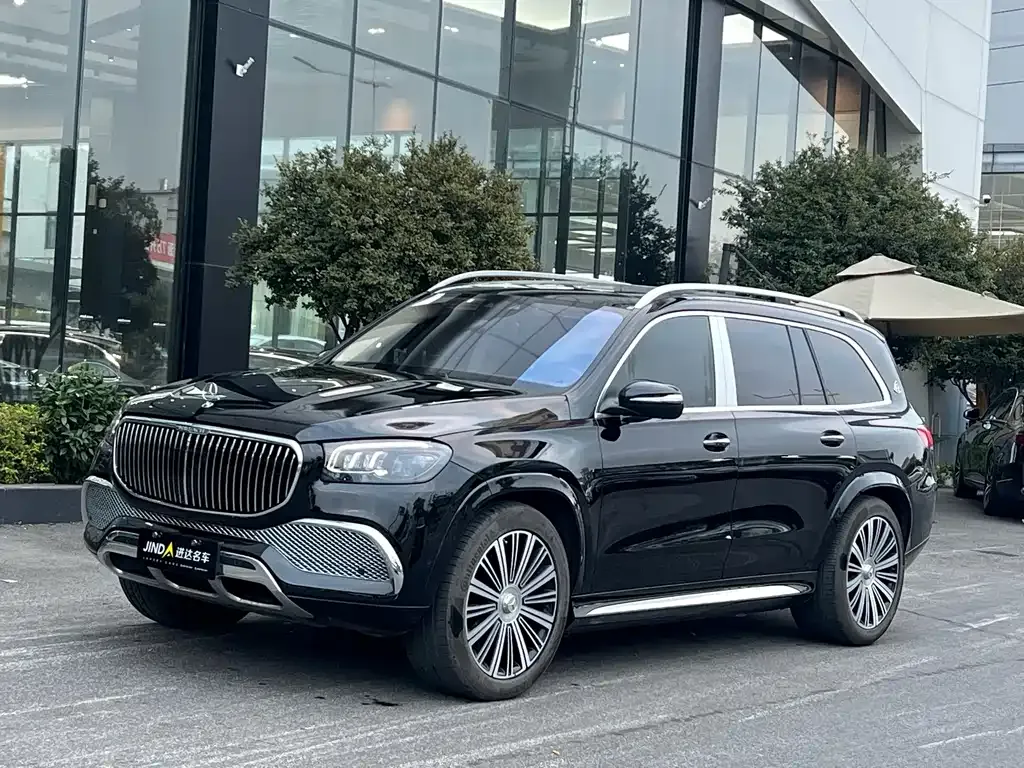 Mercedes-Benz GLS — фото 1