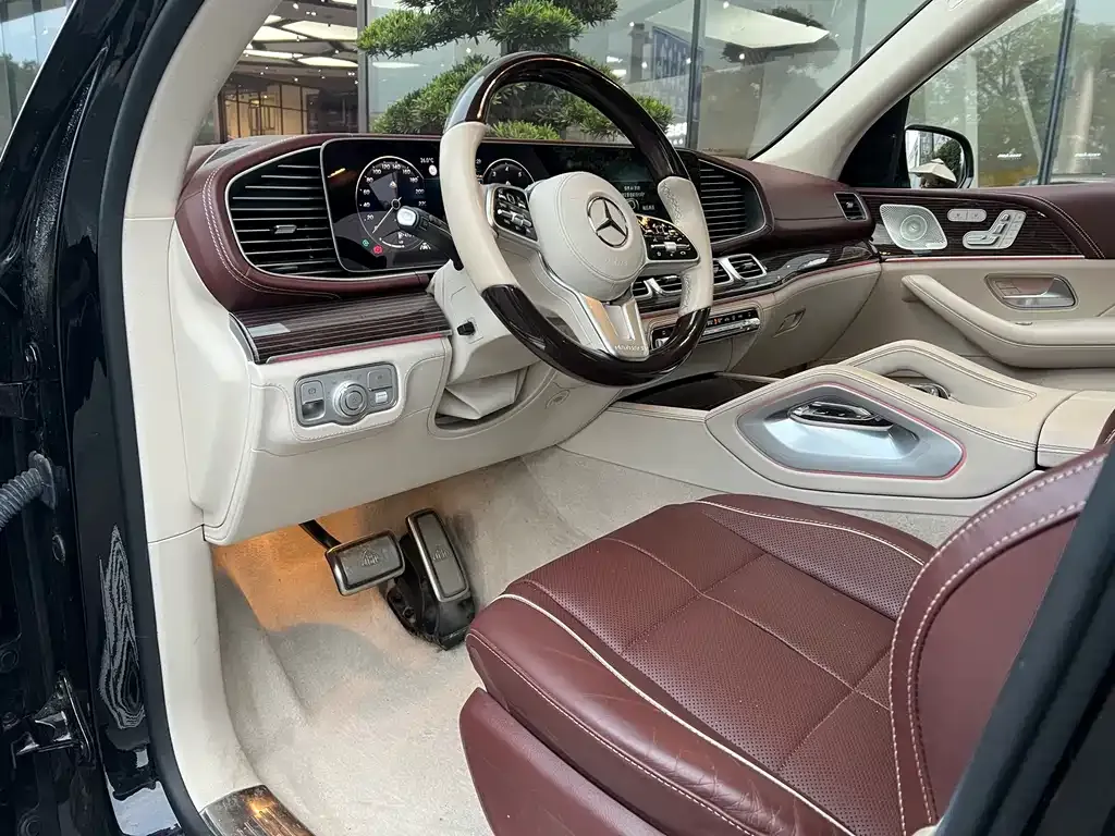 Mercedes-Benz GLS — фото 2