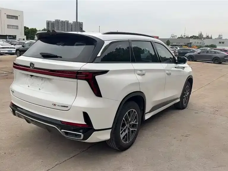 Changan CS75PLUS — фото 8