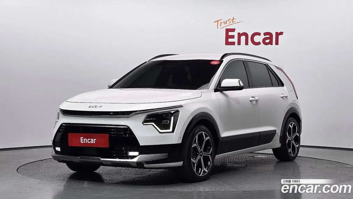 Kia Niro — фото 1