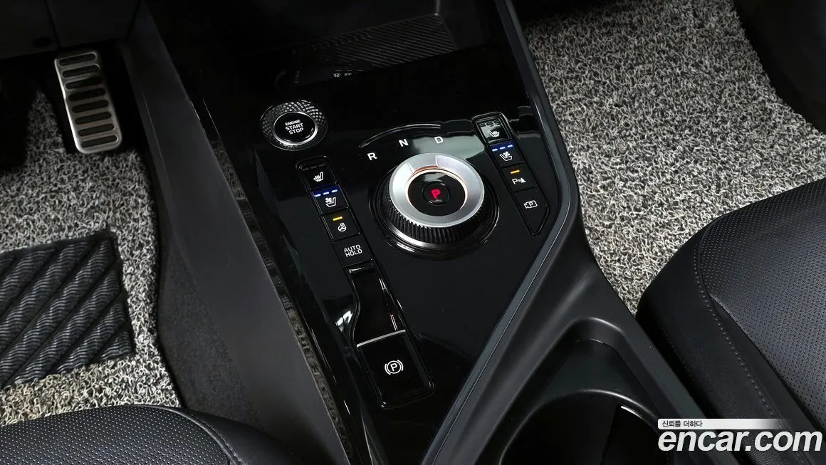 Kia Niro — фото 9