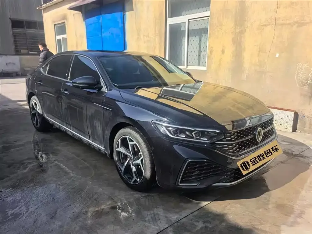Volkswagen Passat — фото 3