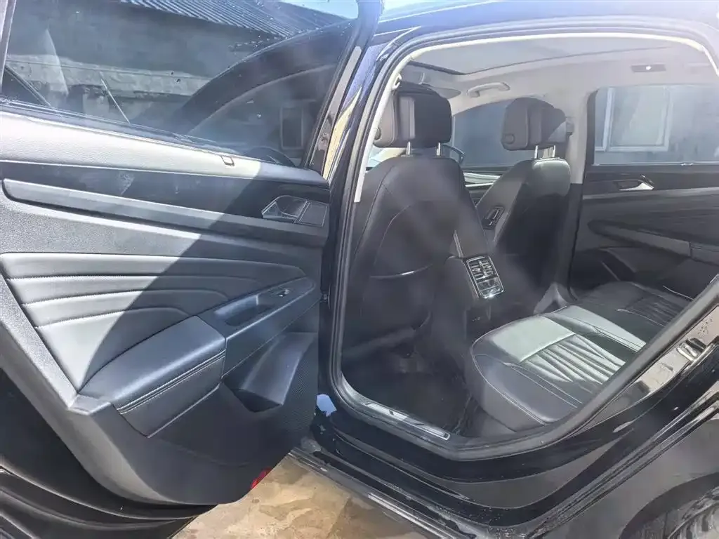 Volkswagen Passat — фото 5