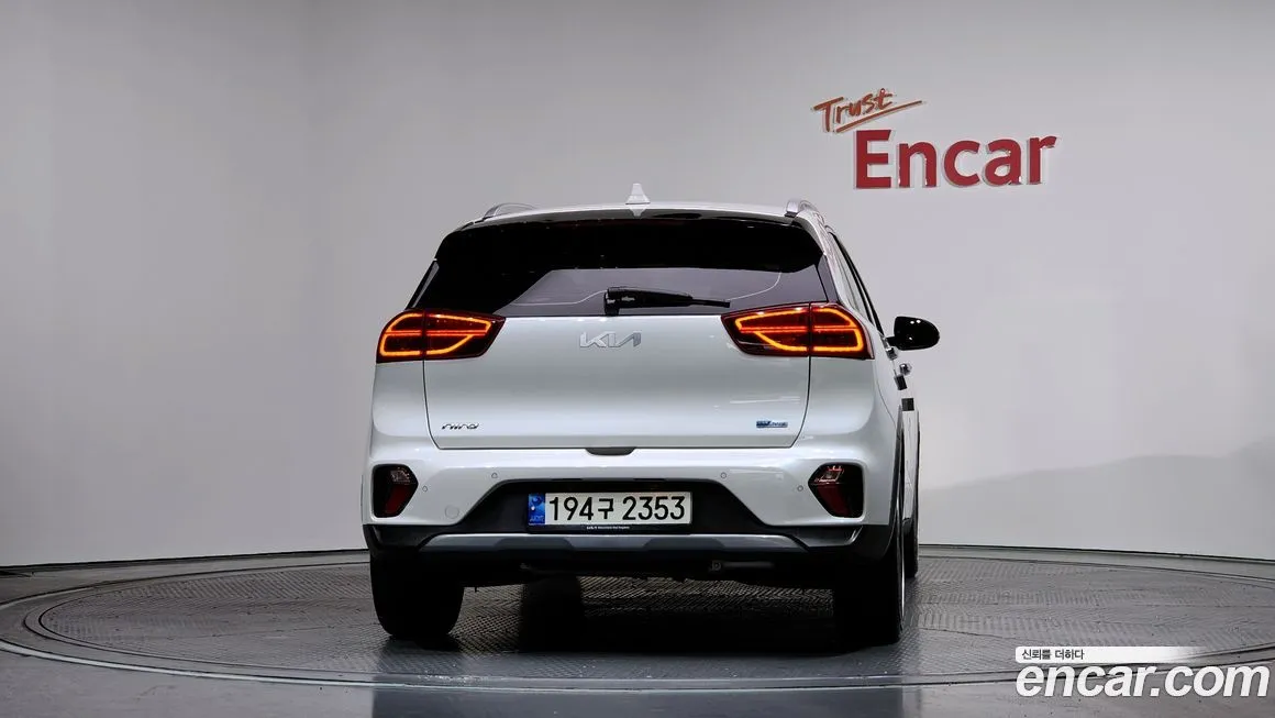Kia Niro — фото 4