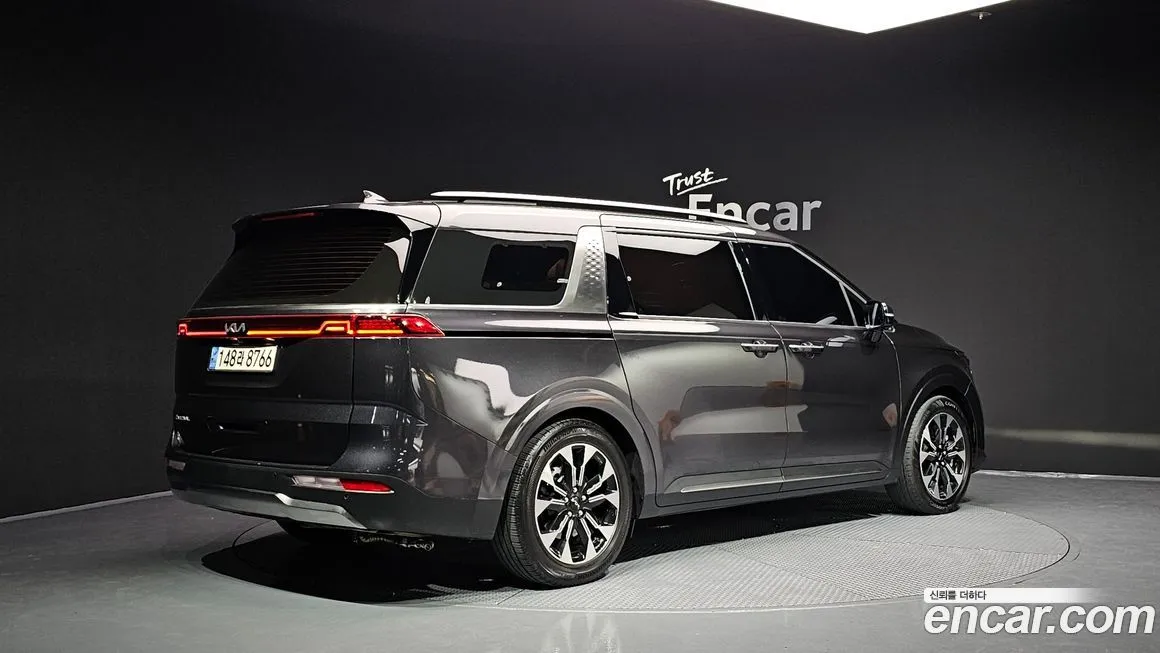 Kia Carnival — фото 2