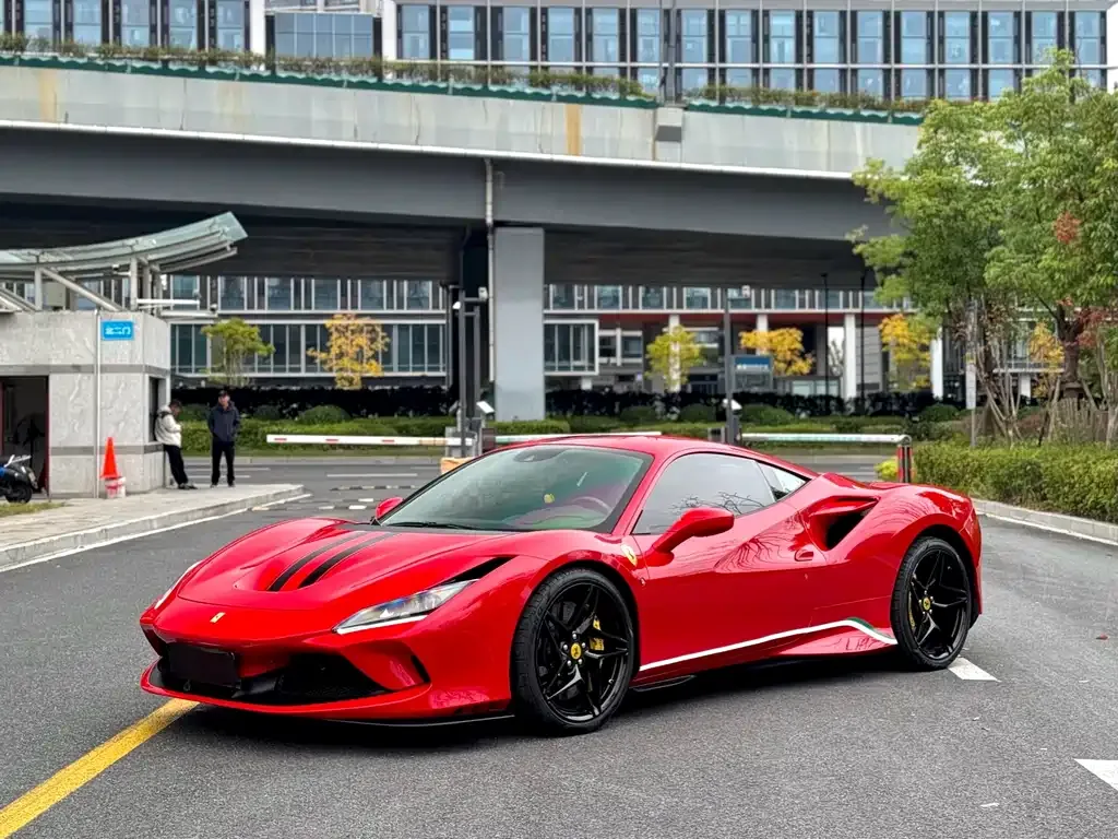 Ferrari F8 — фото 3