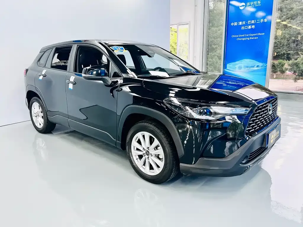 Toyota Corolla Cross — фото 3