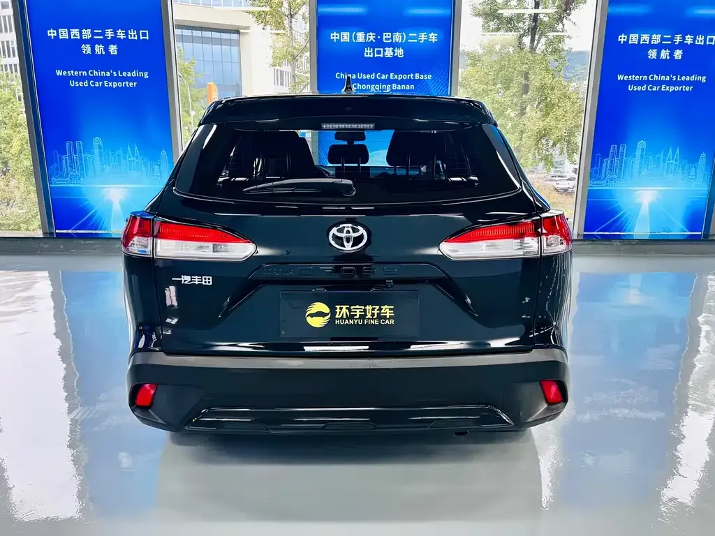 Toyota Corolla Cross — фото 8