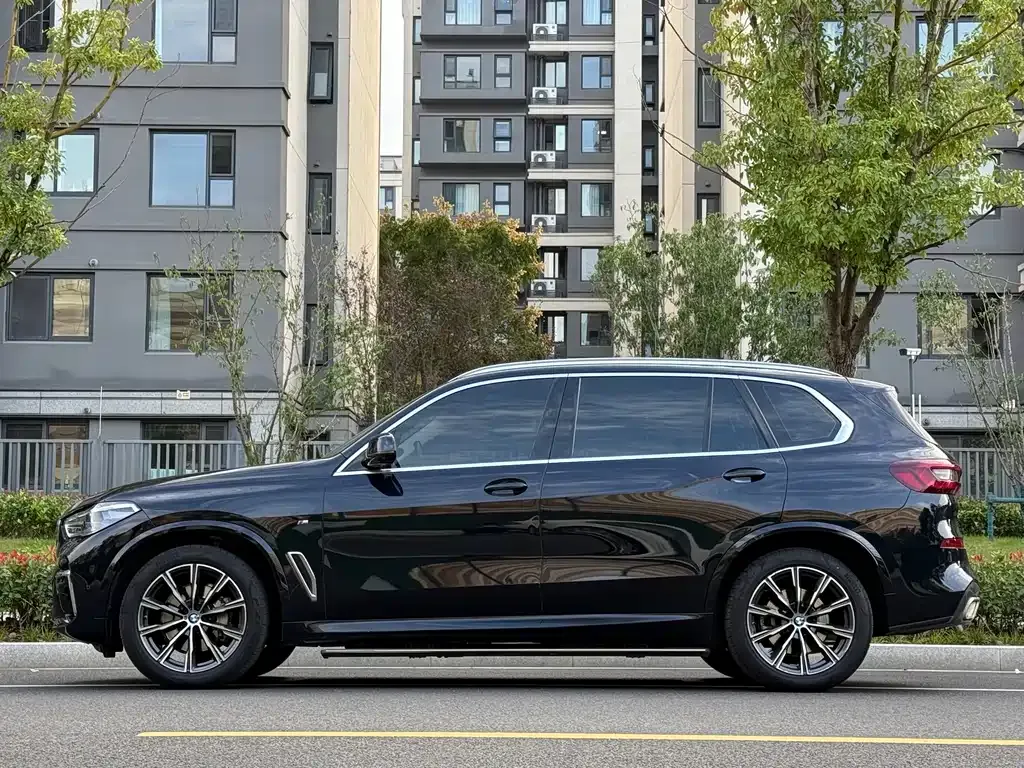BMW X5 — фото 2