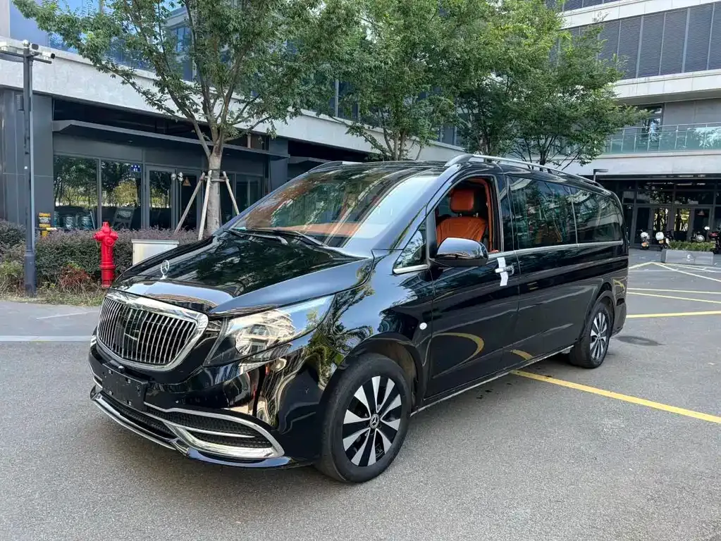 Mercedes-Benz Vito — фото 1