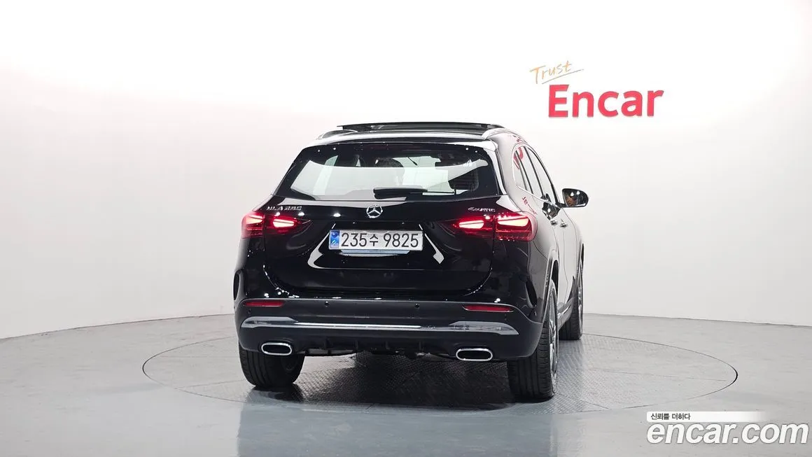 Mercedes-Benz GLA-Class — фото 4