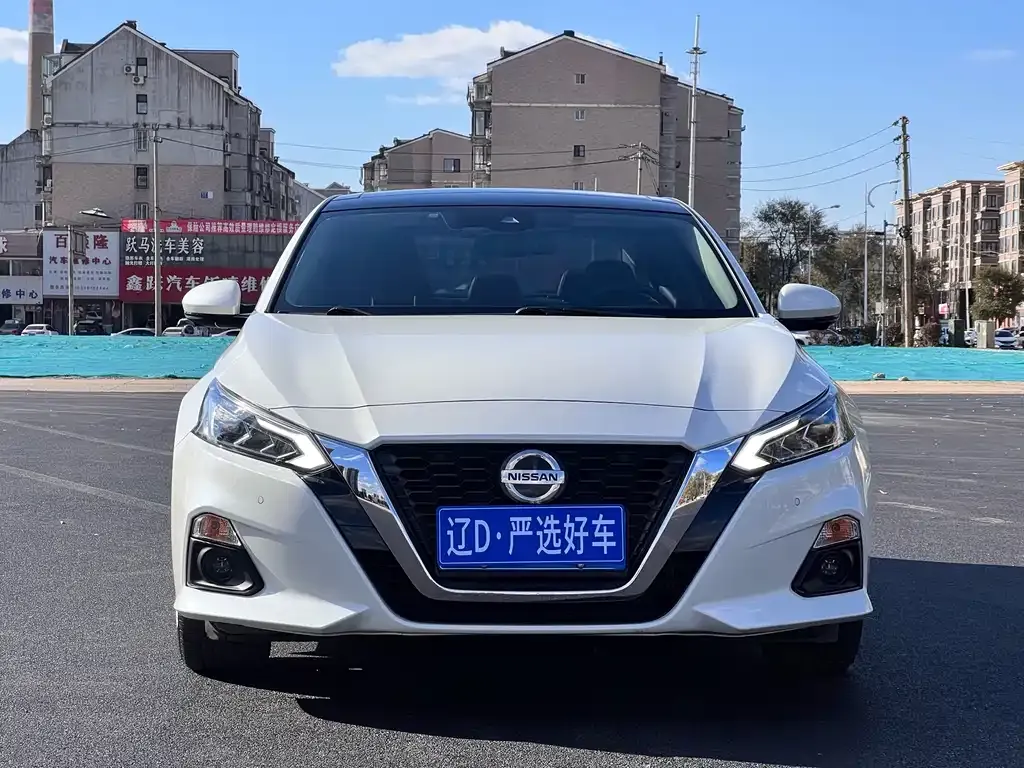 Nissan Teana — фото 2