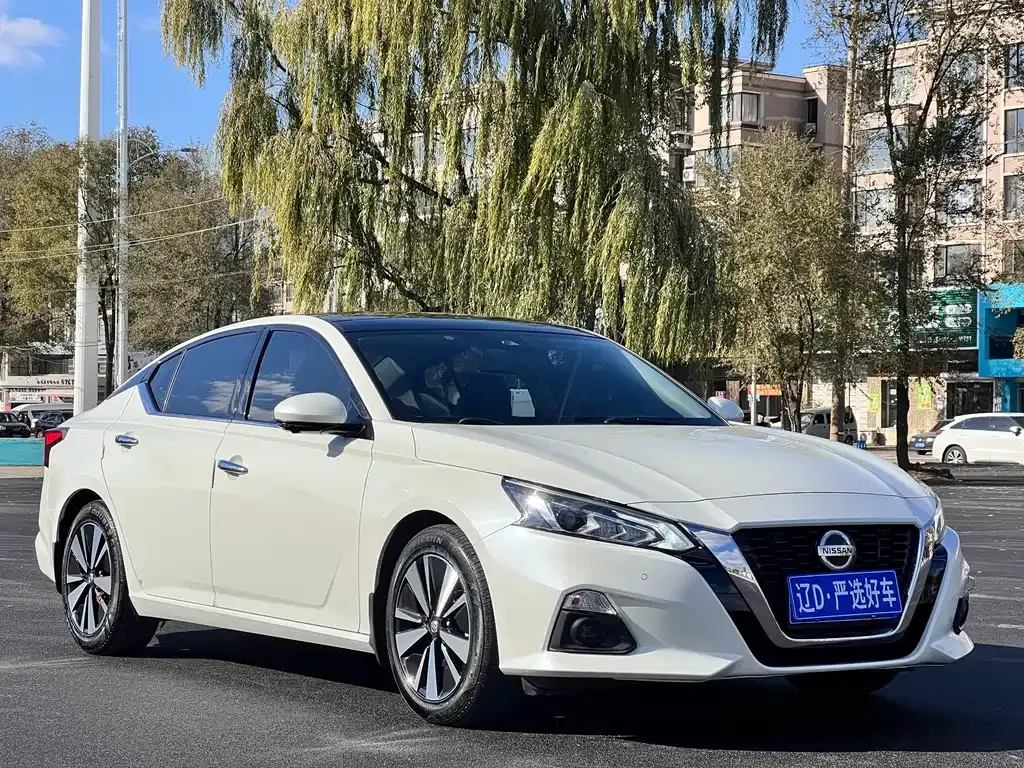 Nissan Teana — фото 3