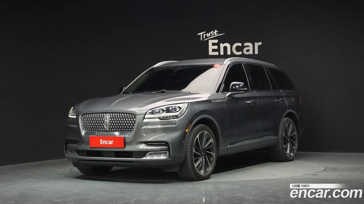 Lincoln Aviator — фото 1