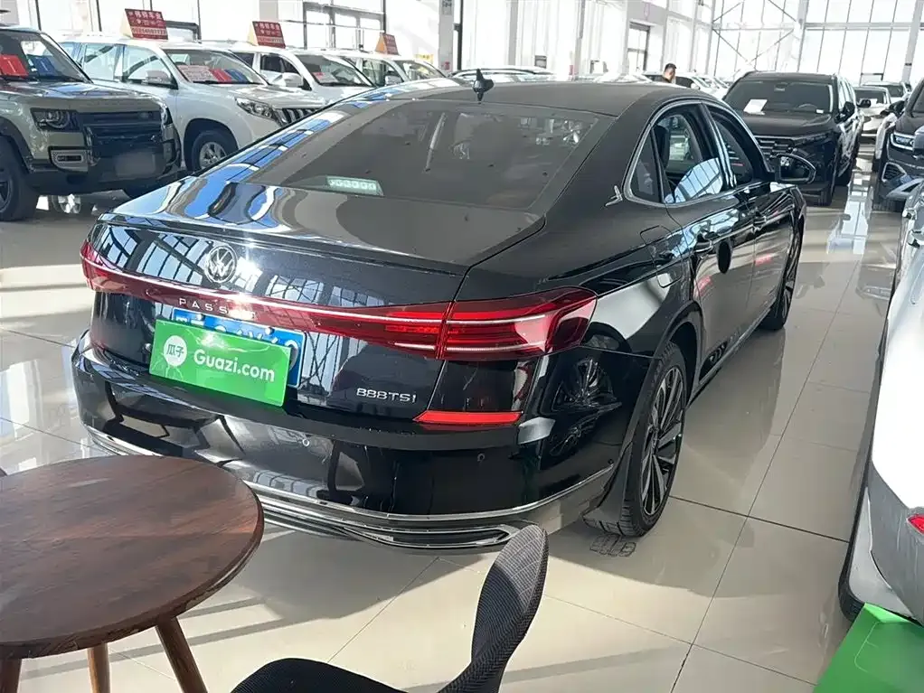 Volkswagen Passat — фото 5