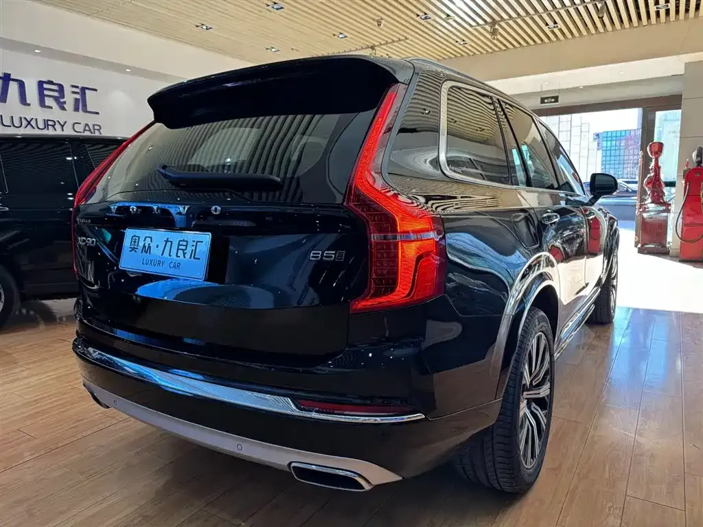 Volvo XC90 — фото 6