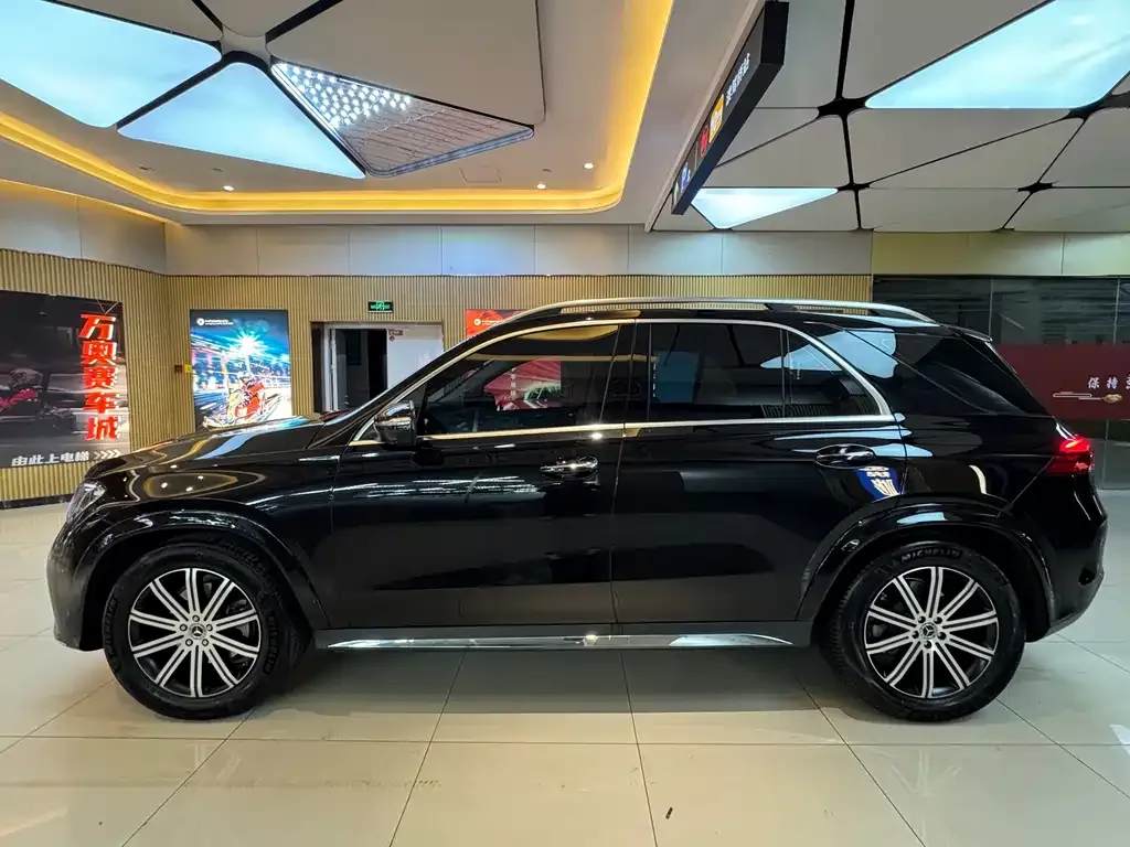 Mercedes-Benz GLE — фото 8