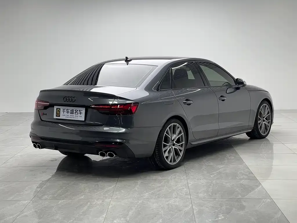 Audi S4 — фото 6