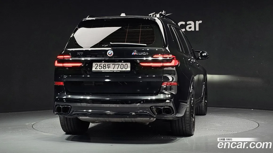 BMW X7 — фото 4