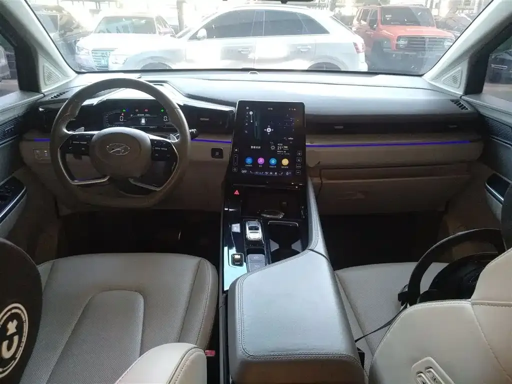 Hyundai Custo — фото 10