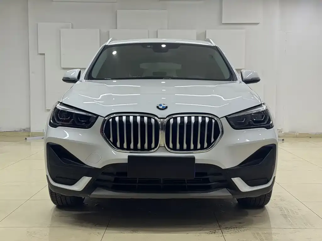 BMW X1 — фото 2