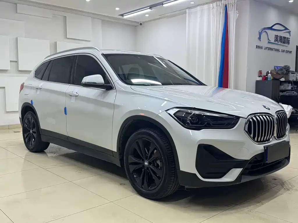 BMW X1 — фото 3