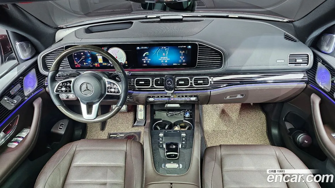 Mercedes-Benz GLS-Class — фото 7