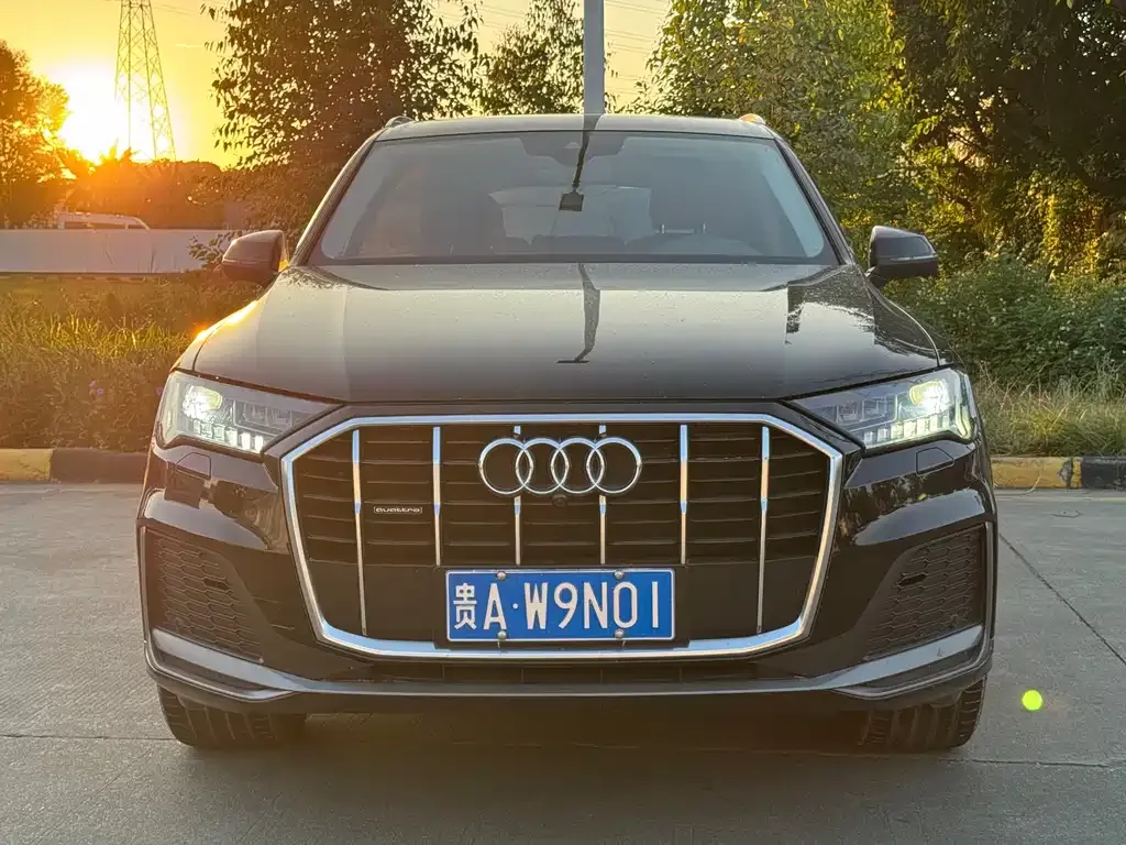 Audi Q7 — фото 2