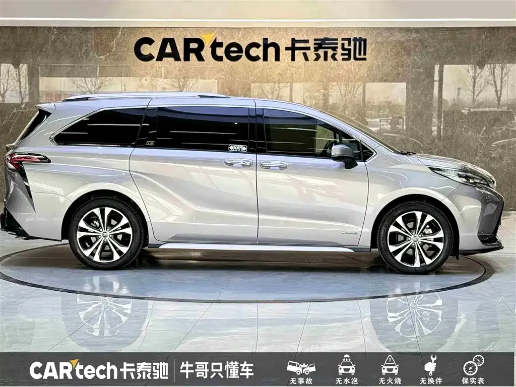 Toyota Granvia — фото 8