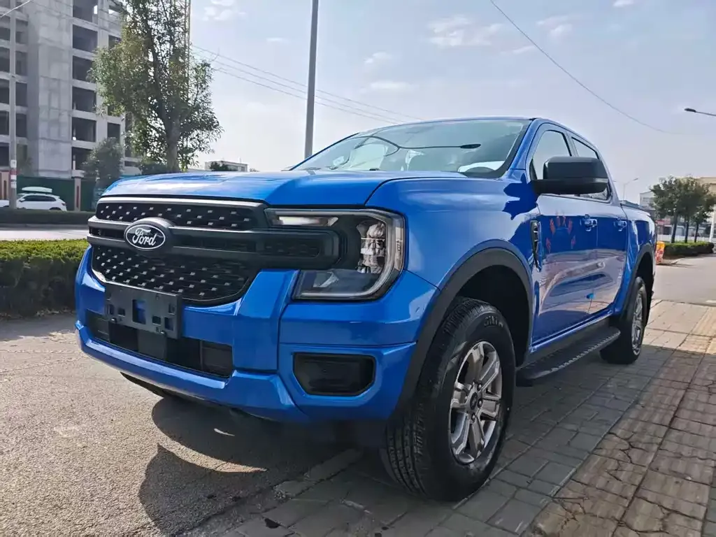 Ford Ranger — фото 1