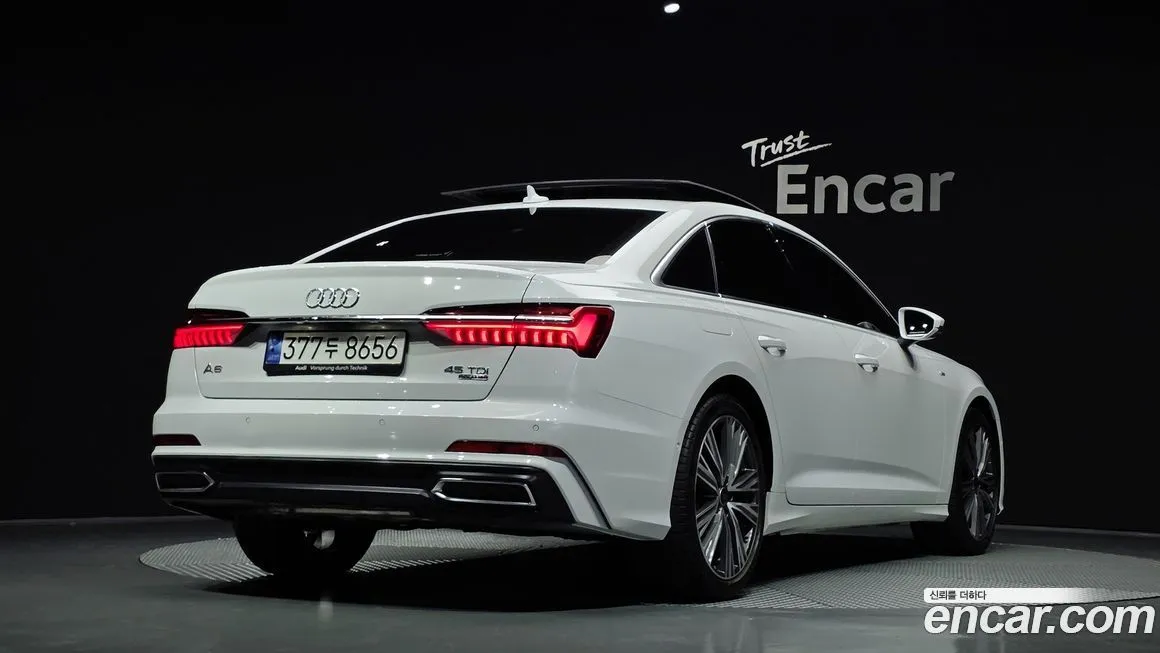 Audi A6 — фото 2