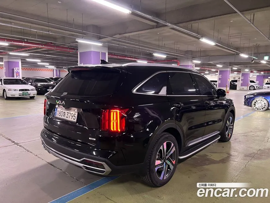 Kia Sorento — фото 5