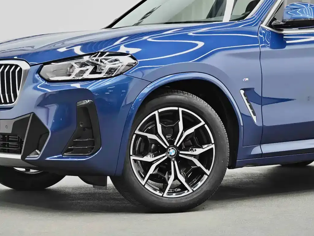 BMW X3 — фото 2