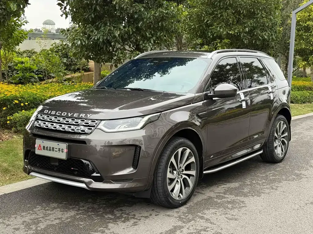 Land Rover Discovery Sport — фото 1