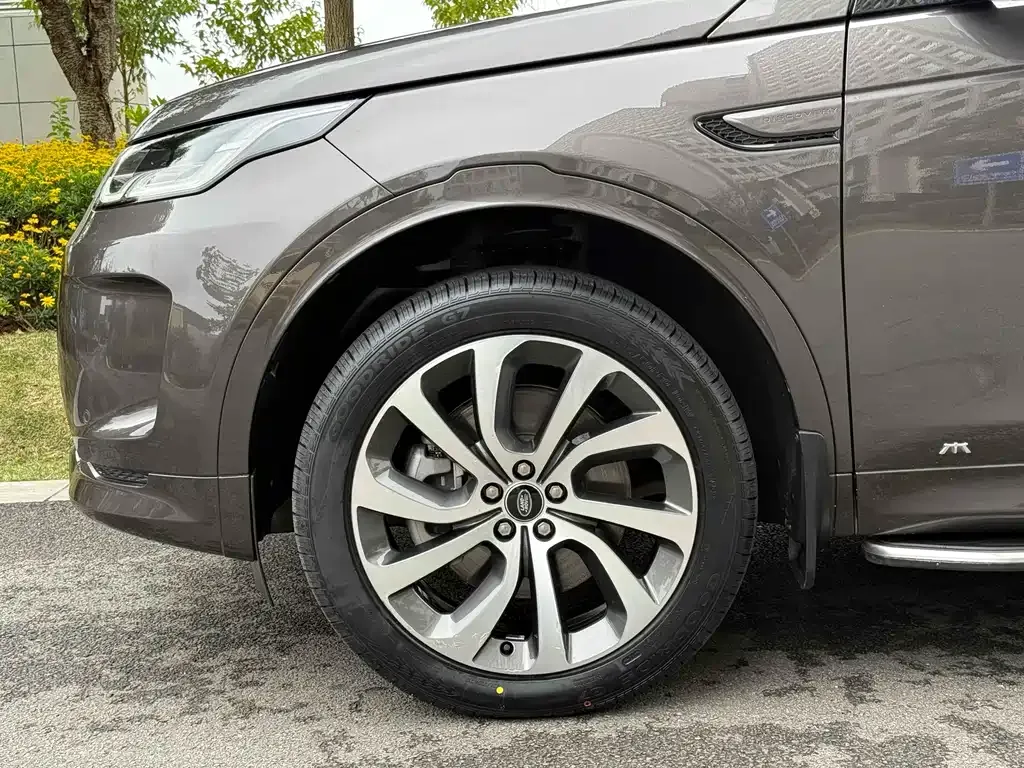 Land Rover Discovery Sport — фото 6