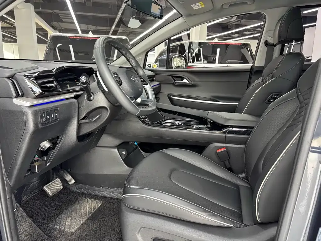Hyundai Custo — фото 6